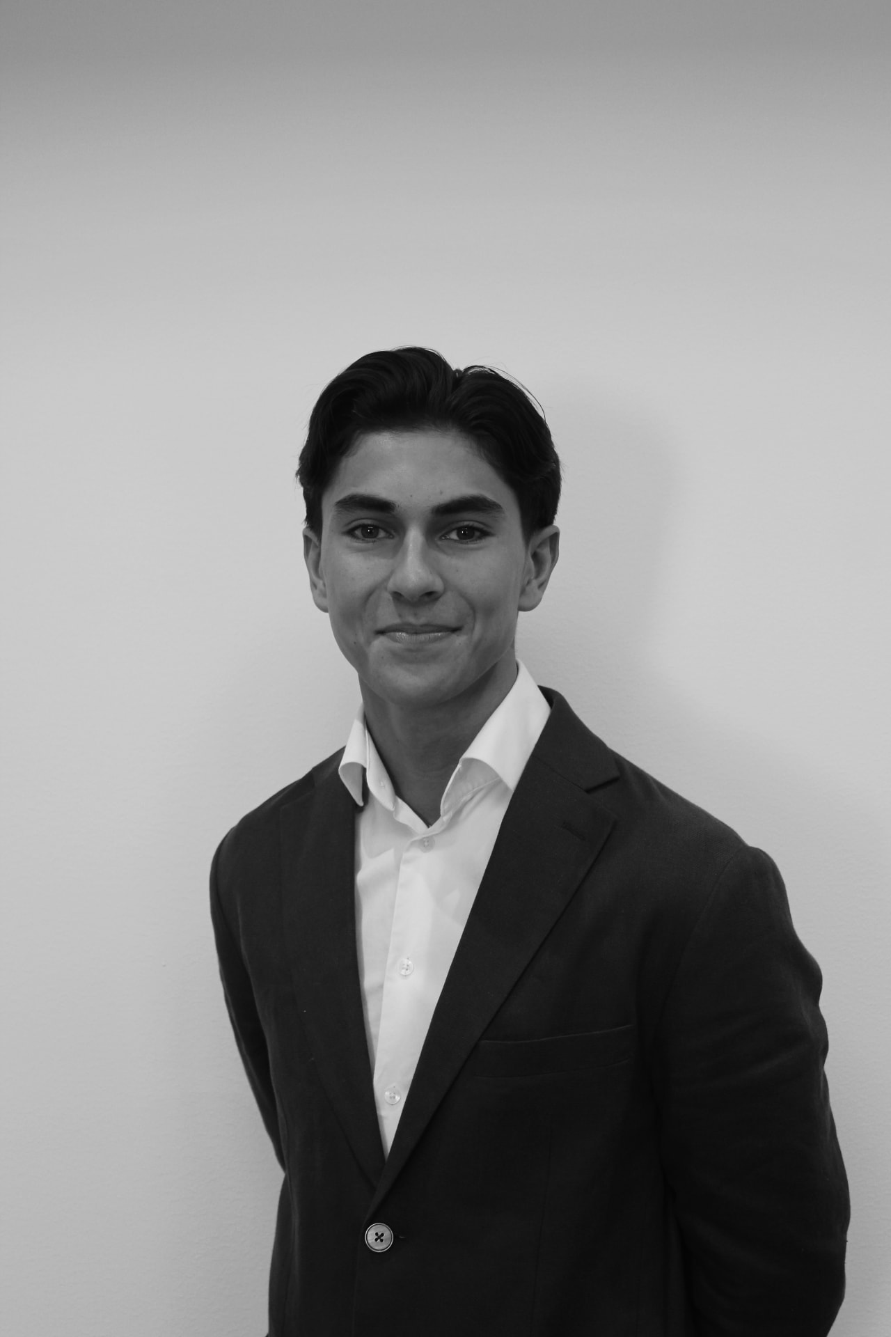 Hassan Jakob Majdalani, grundare av Avenas